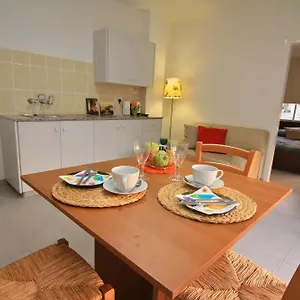 P. Ioannou Flats דירה לרנקה