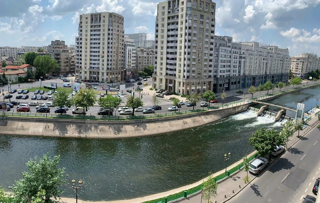 Old Town River View 123 Bucharest